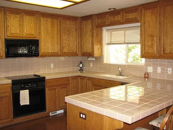 2nd image of 20665 Nob Hill Cir