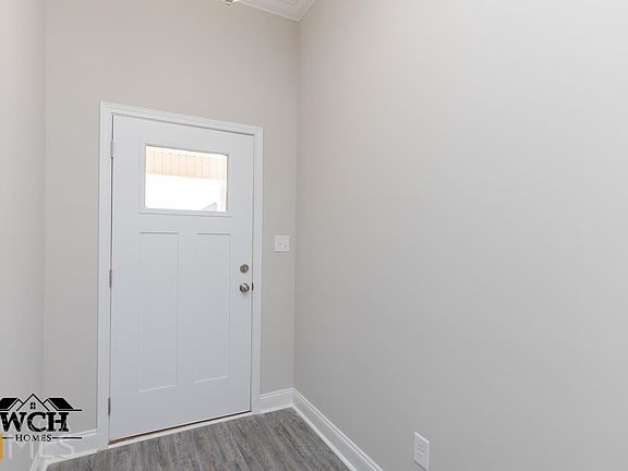 3rd image of 330 Creekside Dr Lot 36
