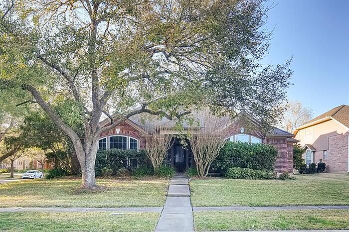 1st image of 6203 McDonald Ct