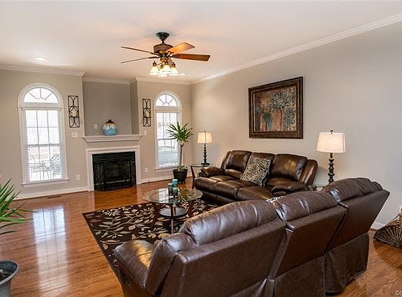 2nd image of 13013 Carters Garden Dr