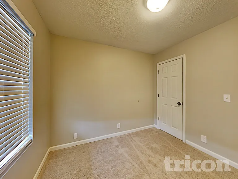 5020 Boyd Dr — Photo 12