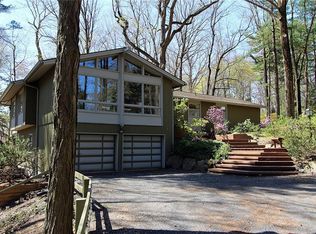 3 Dogwood Hills Rd, Newburgh, NY 12550