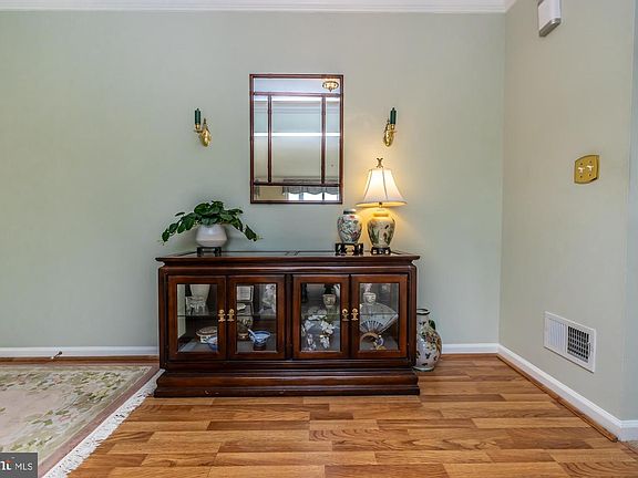 5th image of 416 Paoli Pointe Dr #M