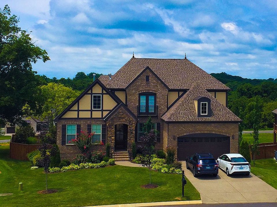 1st image of 346 Crescent Moon Cir