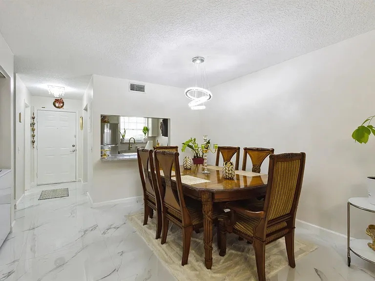 368 Waterside Dr — Photo 13