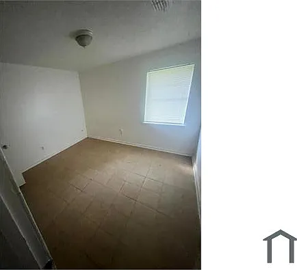 2124 E 3rd St — Photo 7