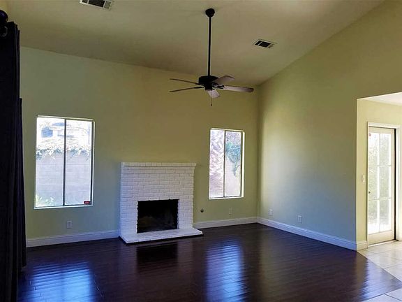 4th image of 1217 E Ferguson Ave