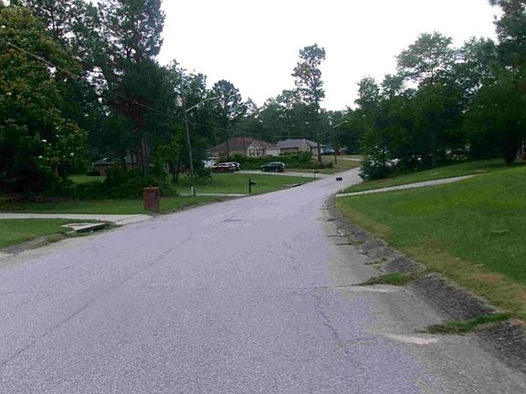 Exterior Neighborhood (street photo)