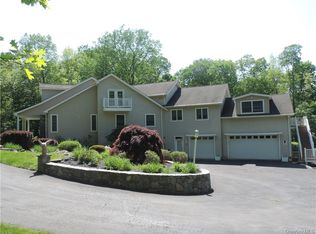 49 Woodcrest Drive, Hopewell Junction, NY 12533