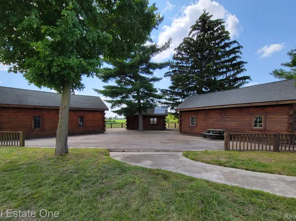 2446 Wheeling Rd, Imlay City, MI 48444