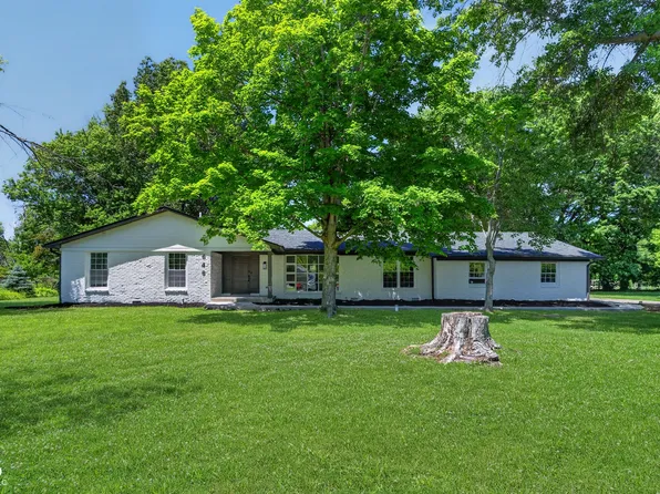 646 Redbud Ln, Plainfield, IN 46168
