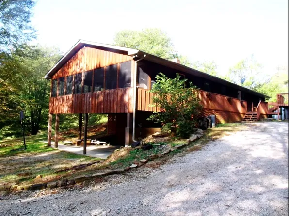 330 Grassy Lick, Morehead, KY 40351