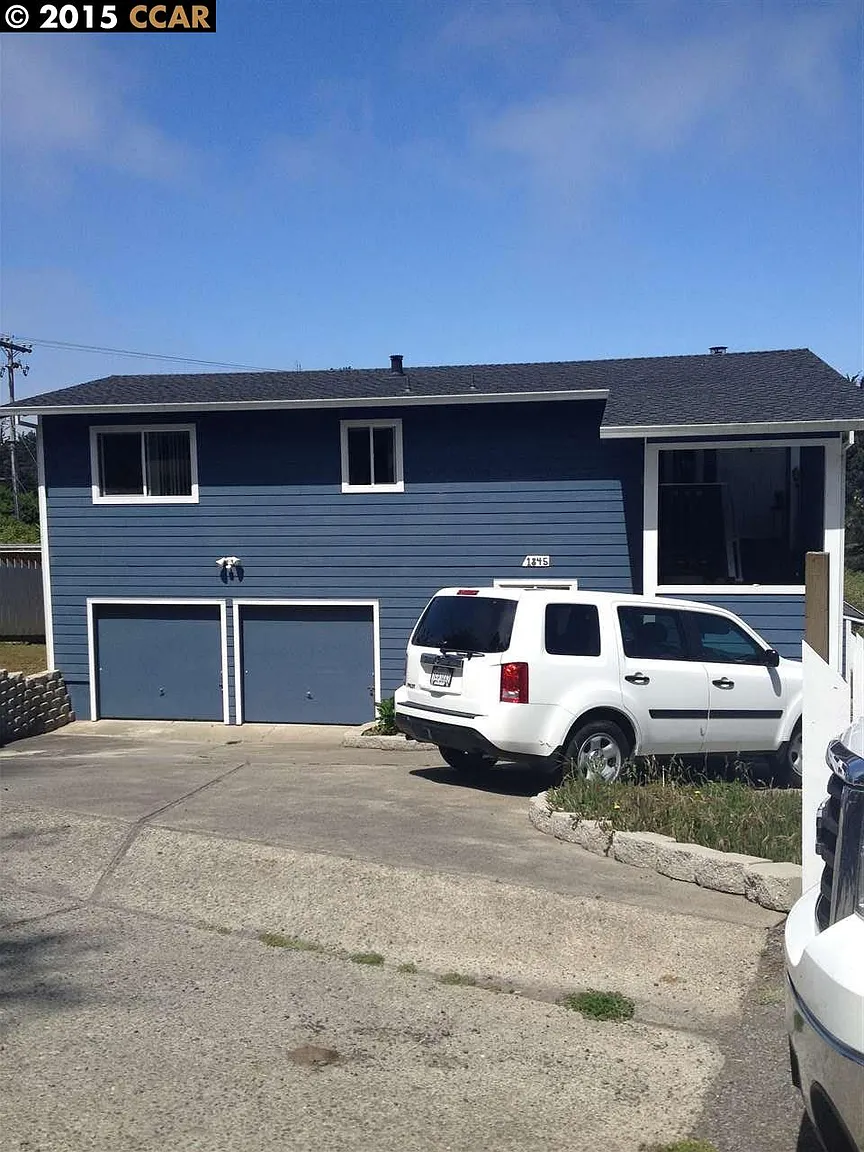 1845 N Highway 1 photo 1