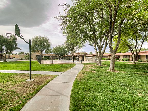 4th image of 5075 Village Dr #42