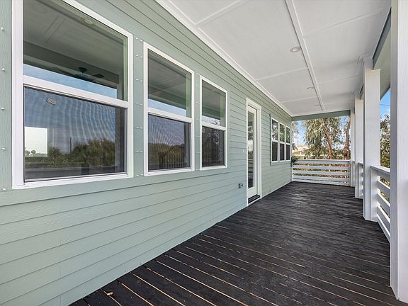 3rd image of 3903 Pirates Beach Cir