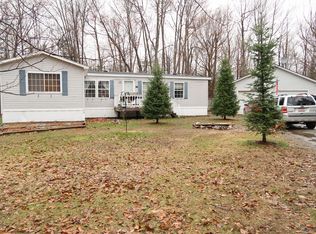 16 Wildwood Dr, Sidney, ME 04330