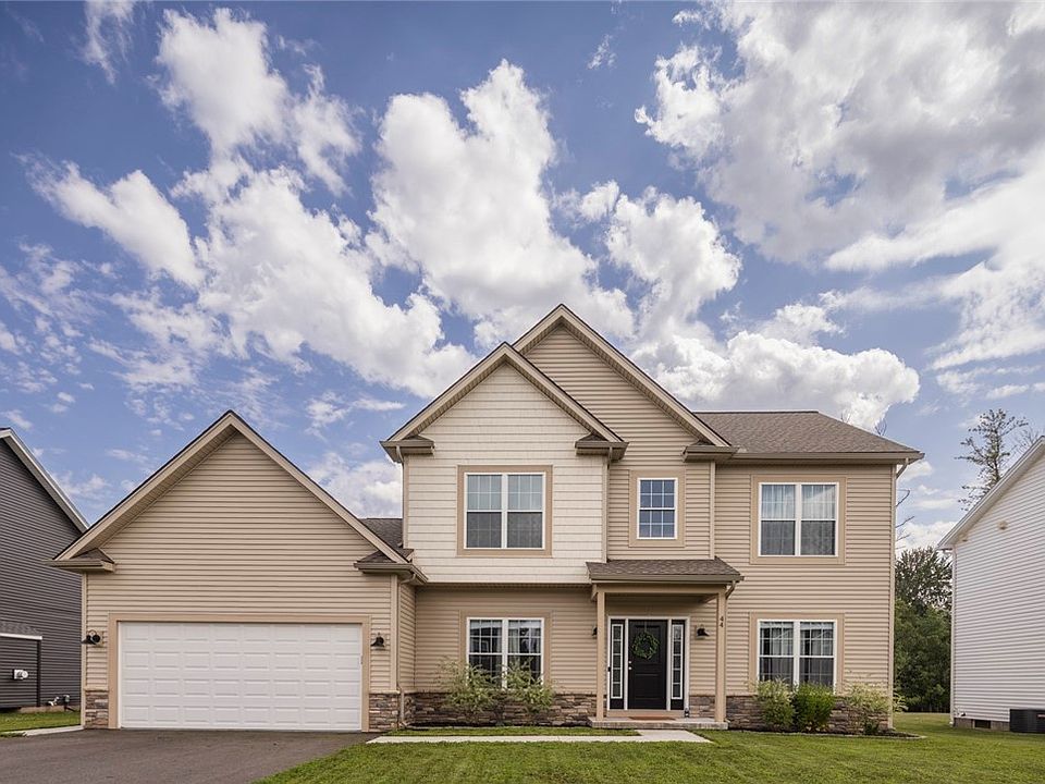 1st image of 44 Christina Dr