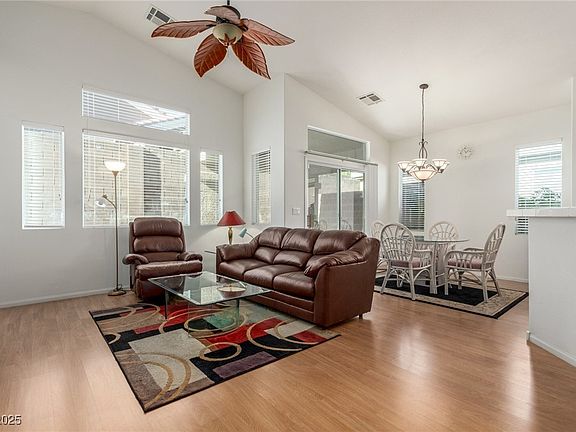 3rd image of 8239 Mozley Park St