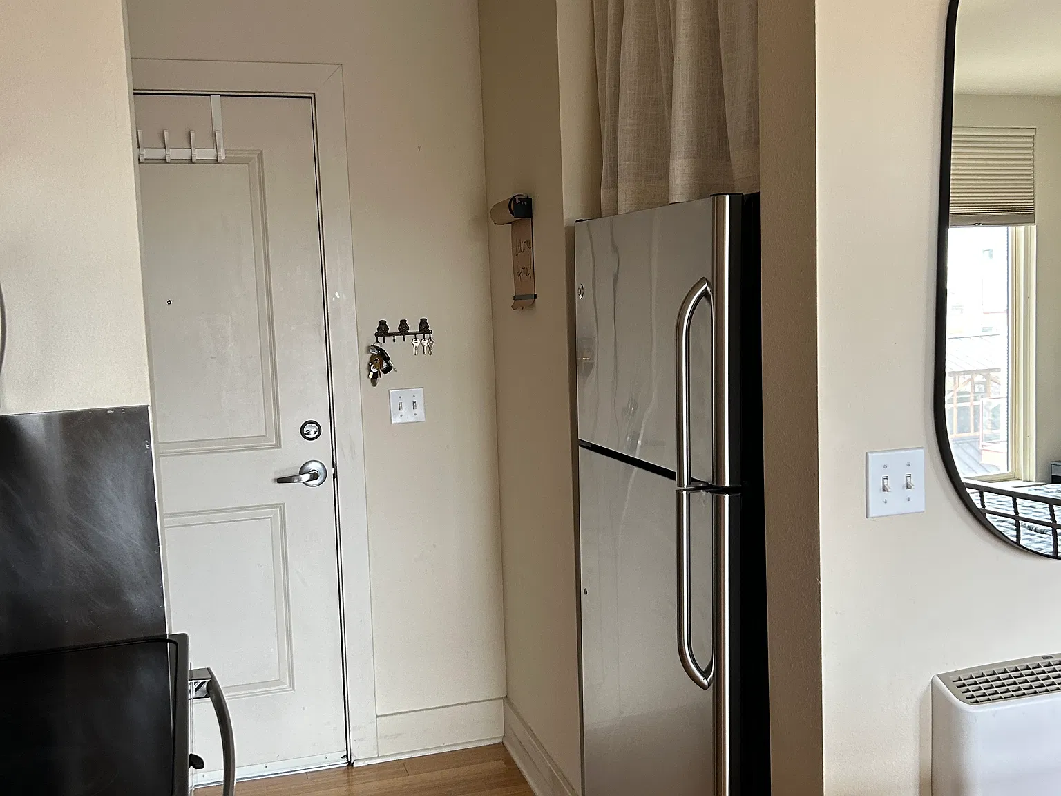 Studio, 439 sqft, $1,995 — Photo 4