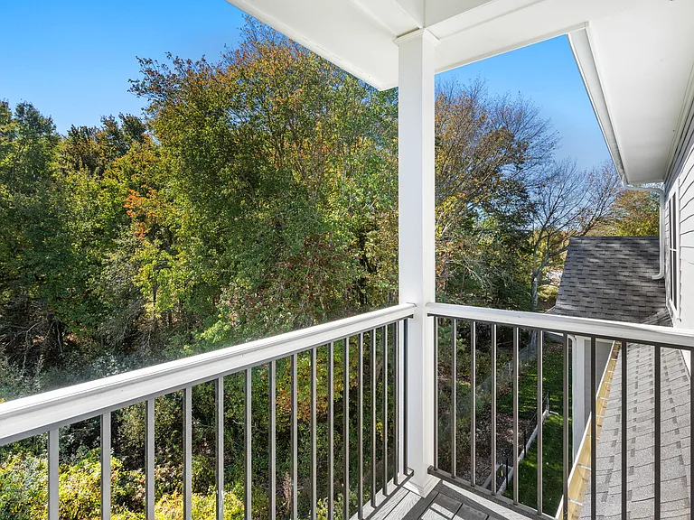 242 Main St #206 — Photo 5