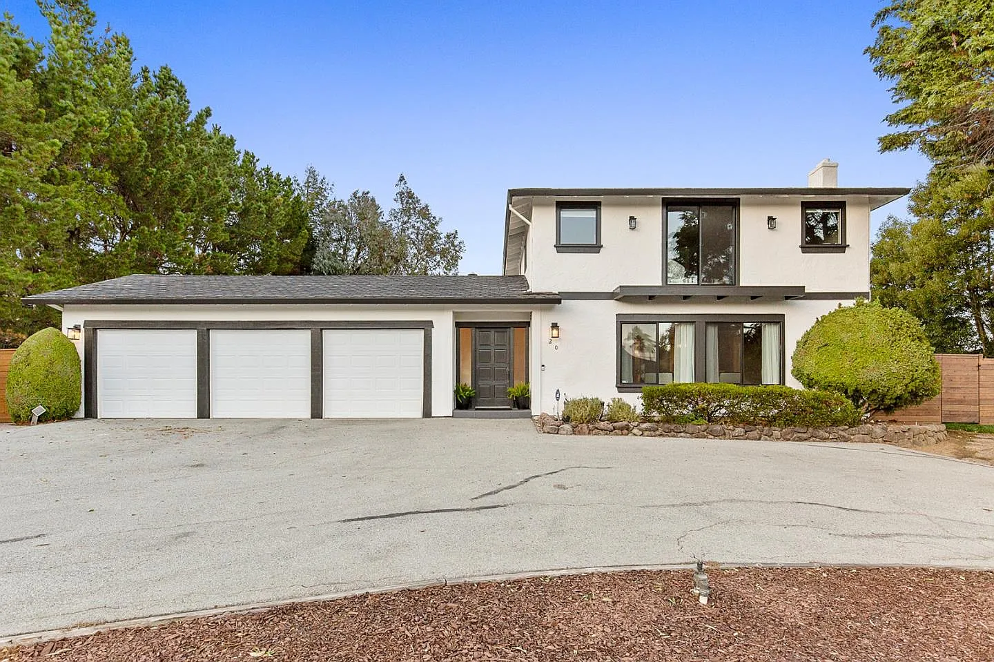 20 Tea Tree Ct photo 1
