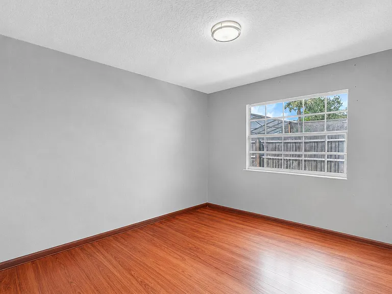 5829 Pitch Pine Dr — Photo 7
