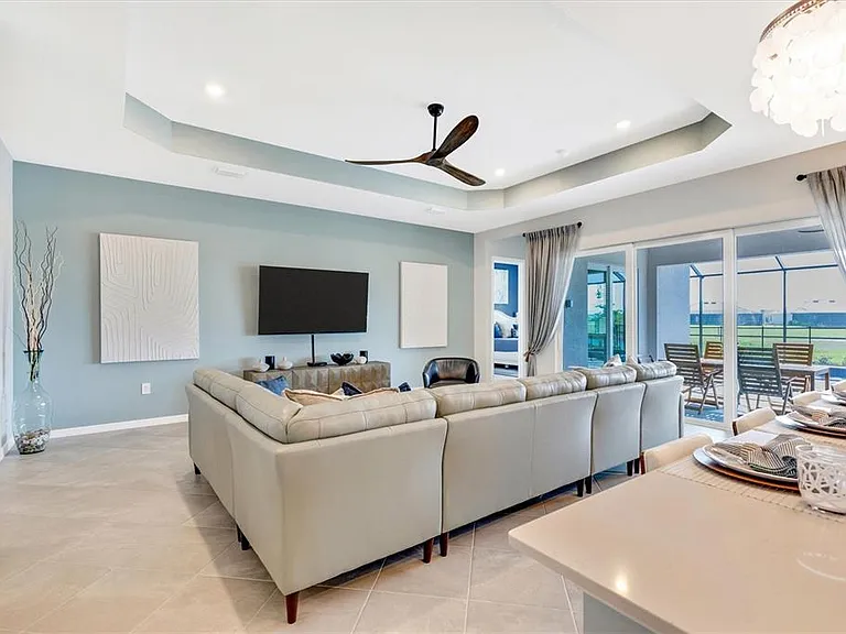 12736 Tulum Loop — Photo 18