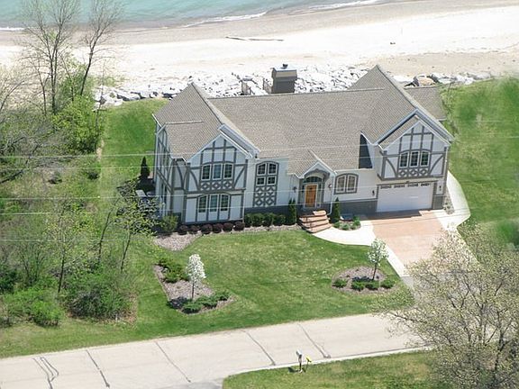 2nd image of 12535 Lakeshore Dr
