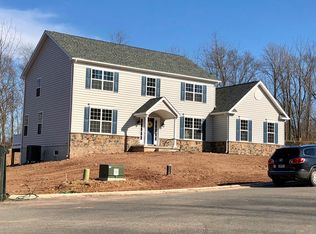 160 Florence Dr, Pottstown, PA 19465