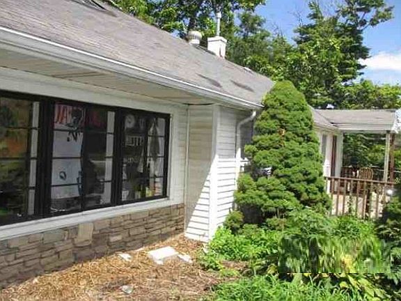 4th image of 4001 N Calumet Ave
