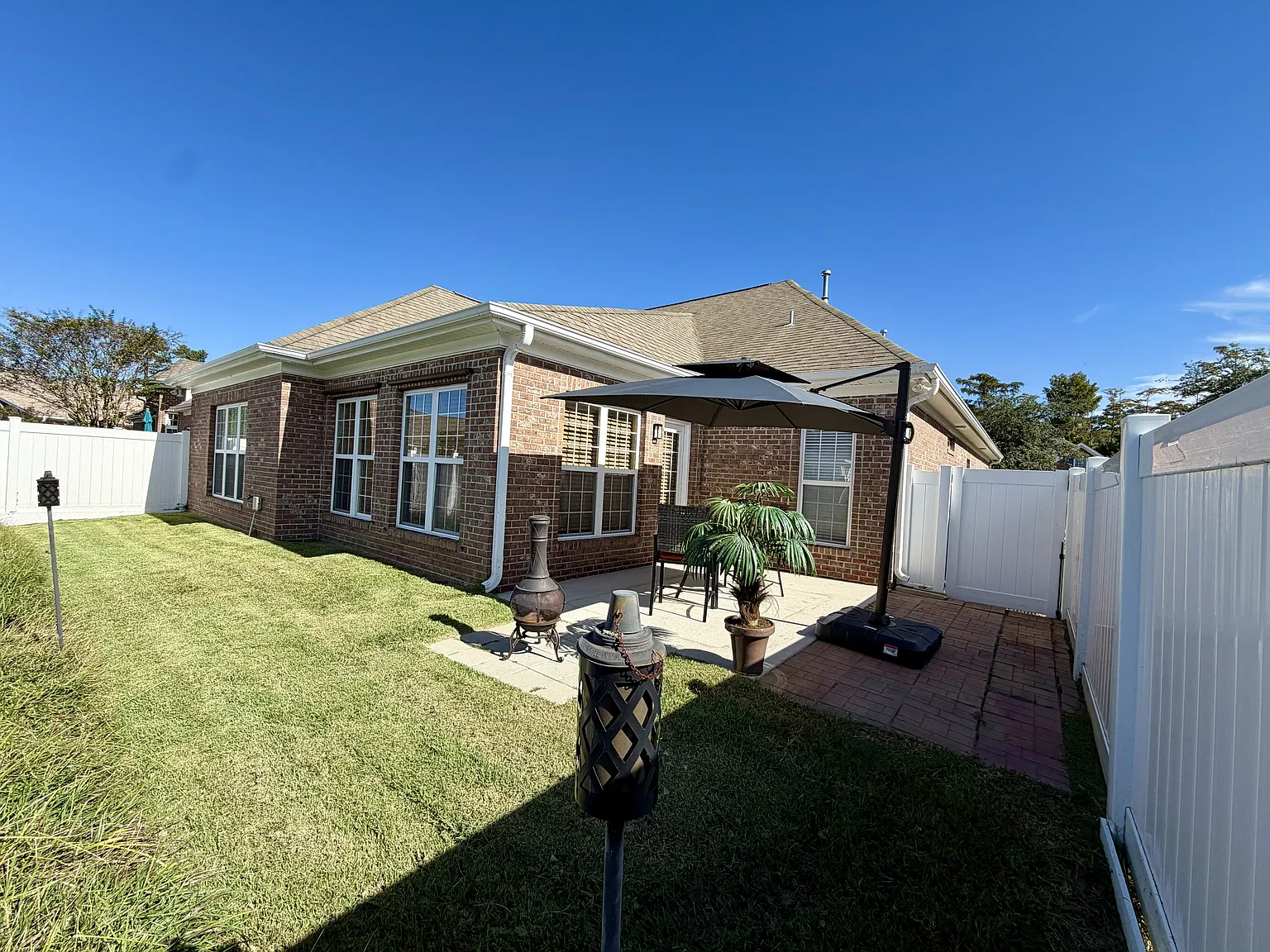 4 bed, 2382 sqft, $2,735 — Photo 3