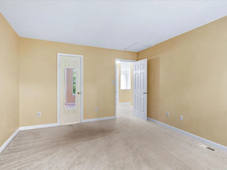 5403 Sasha Ct — Photo 25