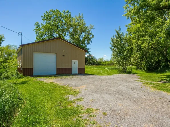 2520 Andrews Rd #69, Canandaigua, NY 14424