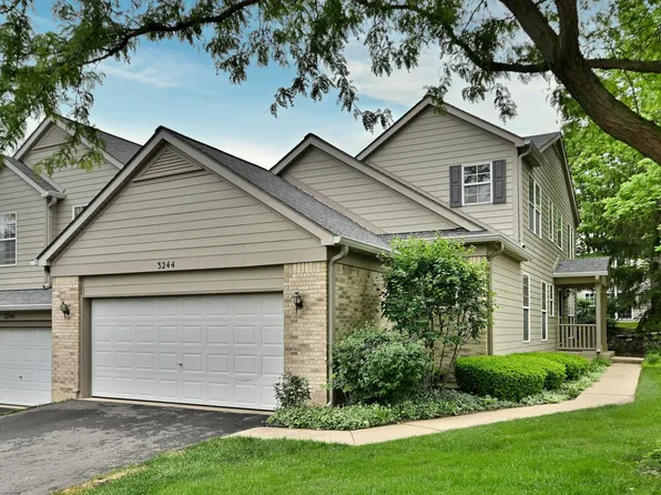 3244 Foxridge Ct, Woodridge, IL 60517