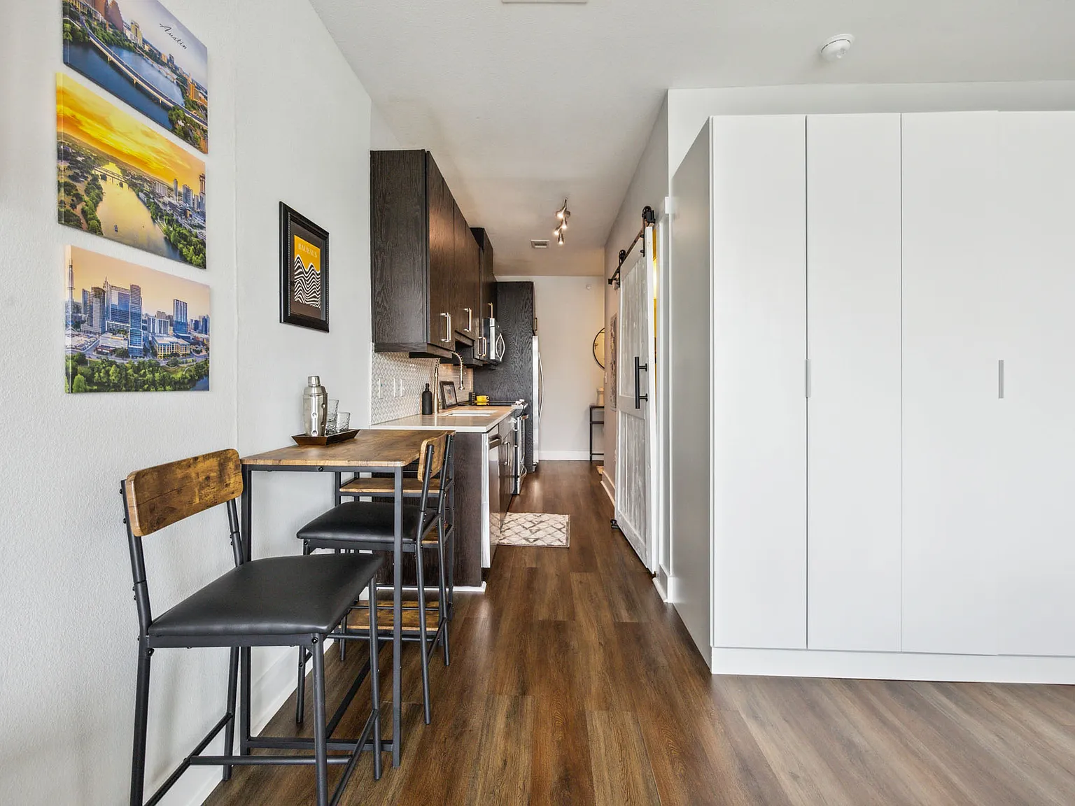 1 bed, 466 sqft, $1,250 — Photo 3