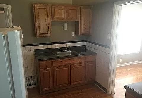 4th image of 7513 Belwood Dr