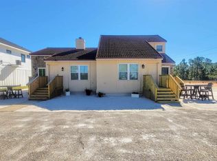 14477 & 14479 River Rd, Pensacola, FL 32507