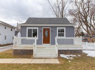 6235 N 105th St, Milwaukee, WI 53225
