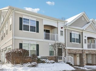 103 Stone Creek Ct, Whippany, NJ 07981