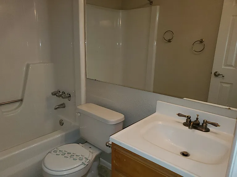 1224 E Evergreen St #133 — Photo 9