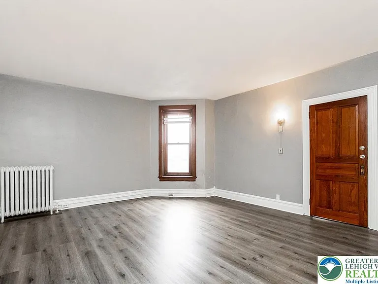 164 W Main St #HOUSE — Photo 14