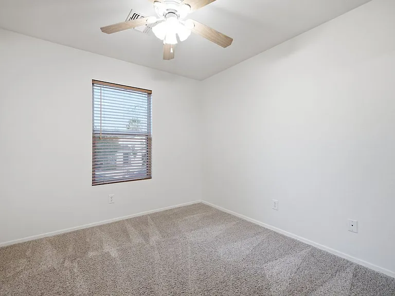 6790 S Parliament Dr — Photo 15