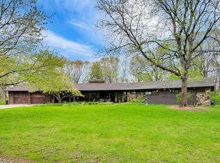 27125 N Williams Park Rd, Wauconda, IL 60084