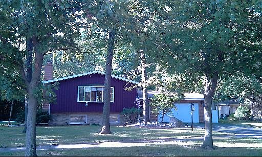 1st image of 109 E Murray Dr