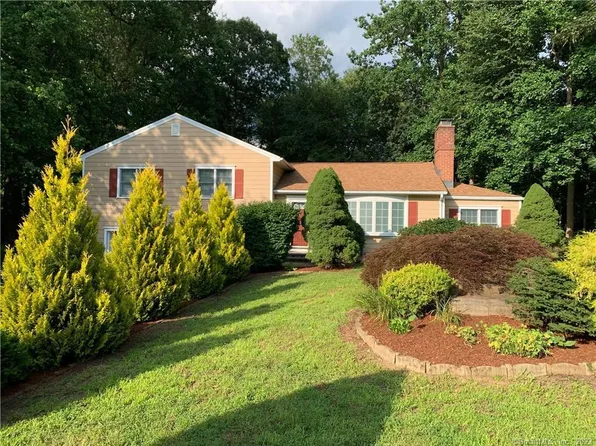 168 Tanglewood Road, Trumbull, CT 06611