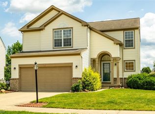 9568 Taberna Ln, Olmsted Township, OH 44138