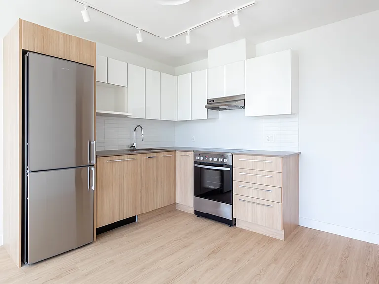 1108 Pendrell St — Photo 47