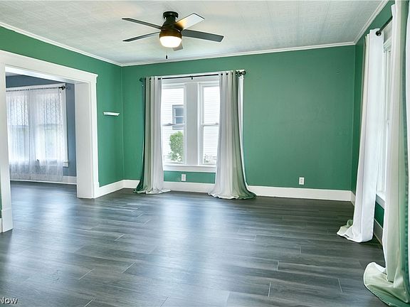 5th image of 124 Lincoln Ave