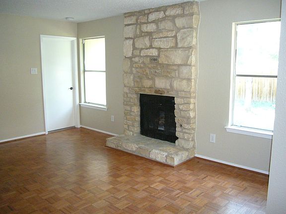 4th image of 13171 Mill Stone Dr
