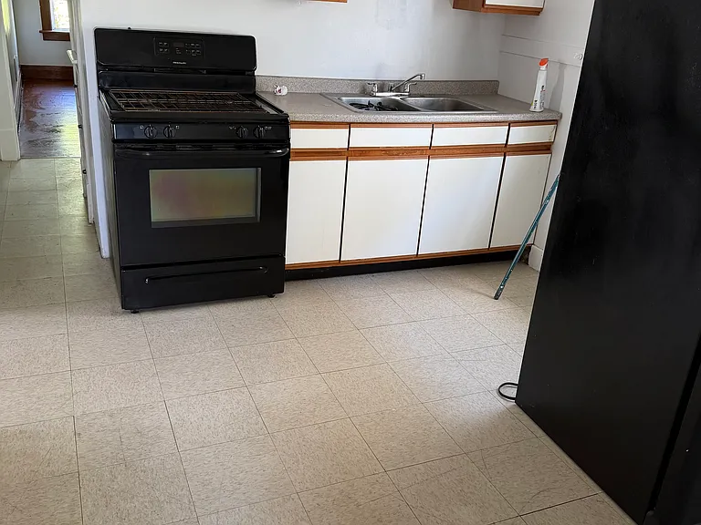 109 Newburgh Ave #2 — Photo 10